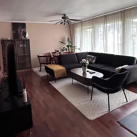 Homestay Bedroom Near City Center