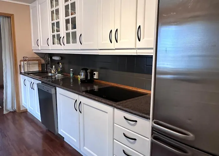 Δωμάτια σε οικογενειακή κατοικία Bedroom Near City Center